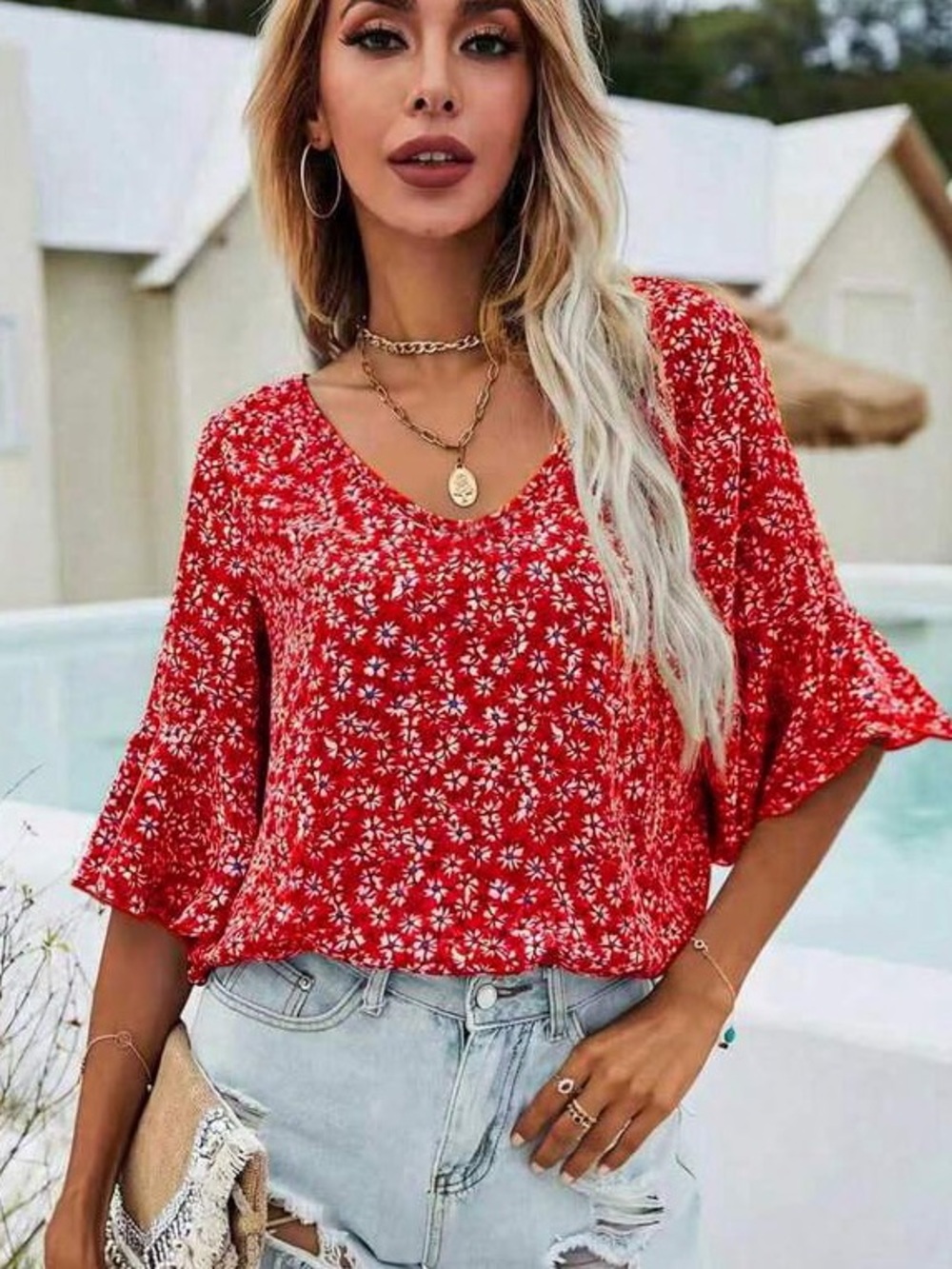 SHEIN Breezaya Summer Vacation Ditsy Floral V-Neck Flutter Sleeve Top Blouse